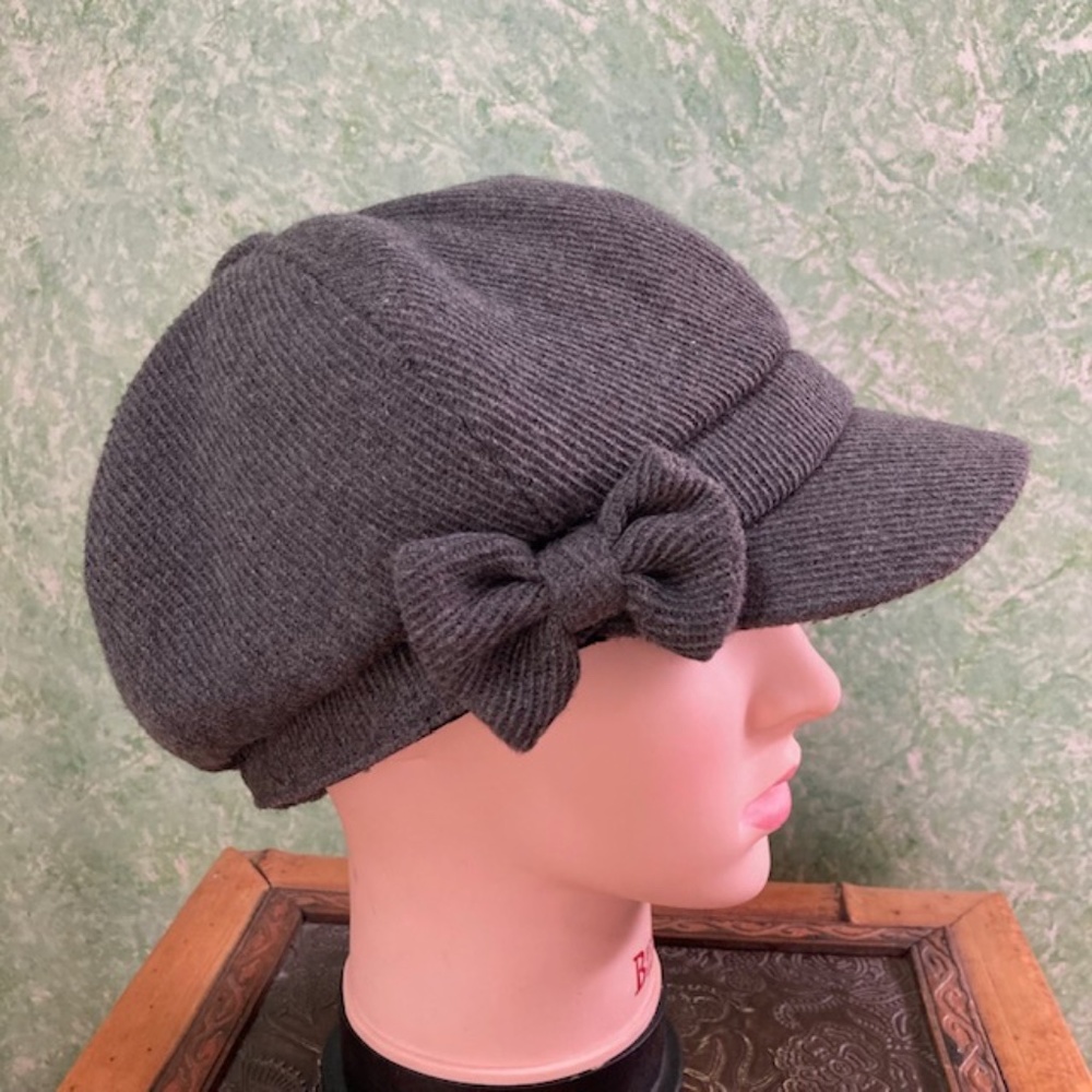 MILANI Italian made gray newsboy hat